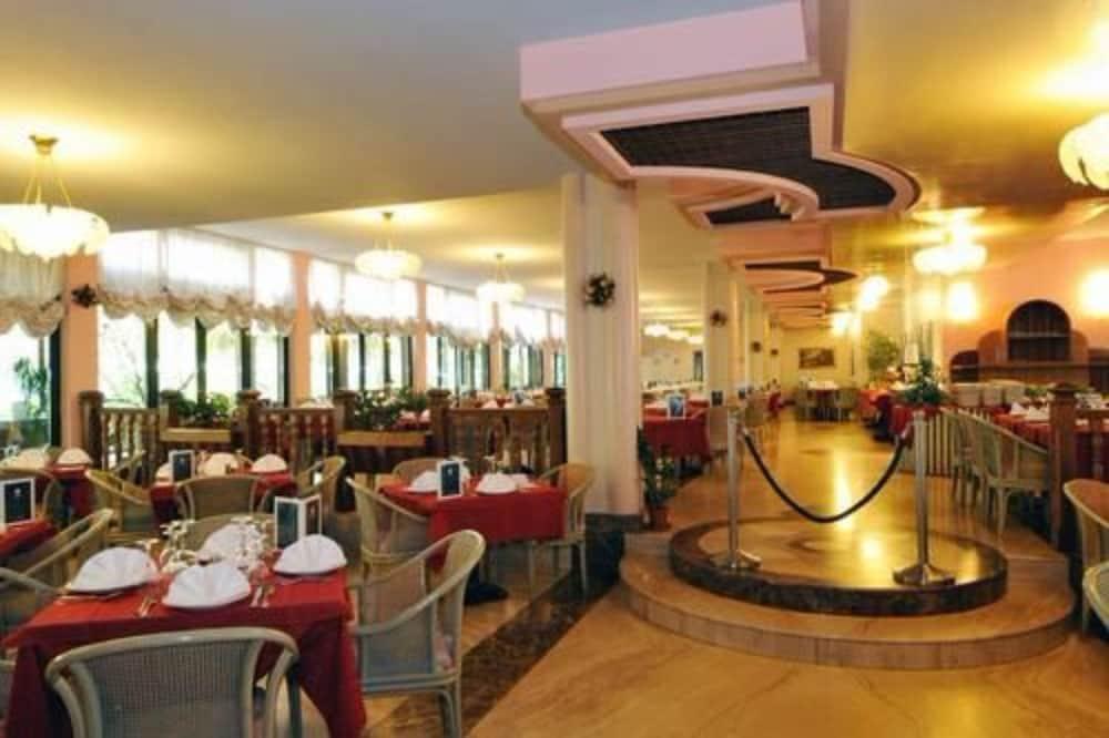 Park Hotel Oasi Garda  Esterno foto