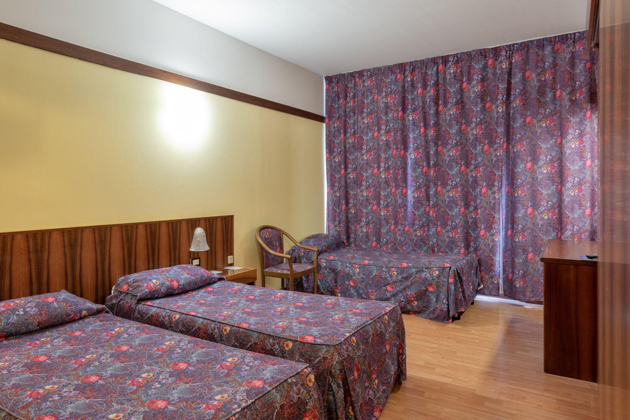 Park Hotel Oasi Garda  Esterno foto